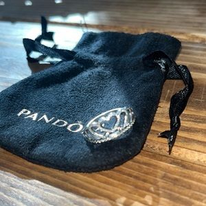 PANDORA Hearts Tiara Ring